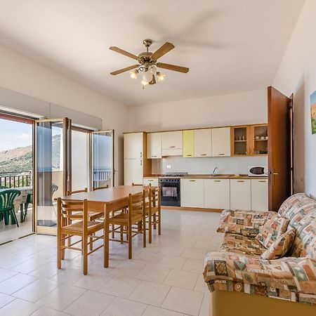 Casa Vacanze Andreana Apartman Letojanni Kültér fotó